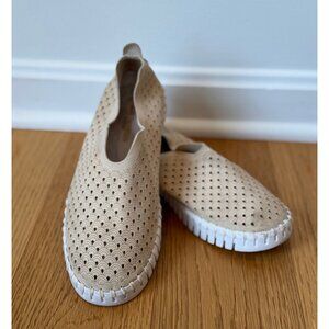 Ilse Jacobsen Women's EU 37/ US 6.5-7 Tulip Hornbak Latte Slip On Shoes